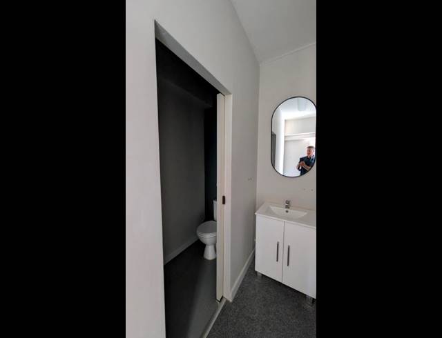 BUSINESS PROPERTY TO RENT IN BEACH ESTATE